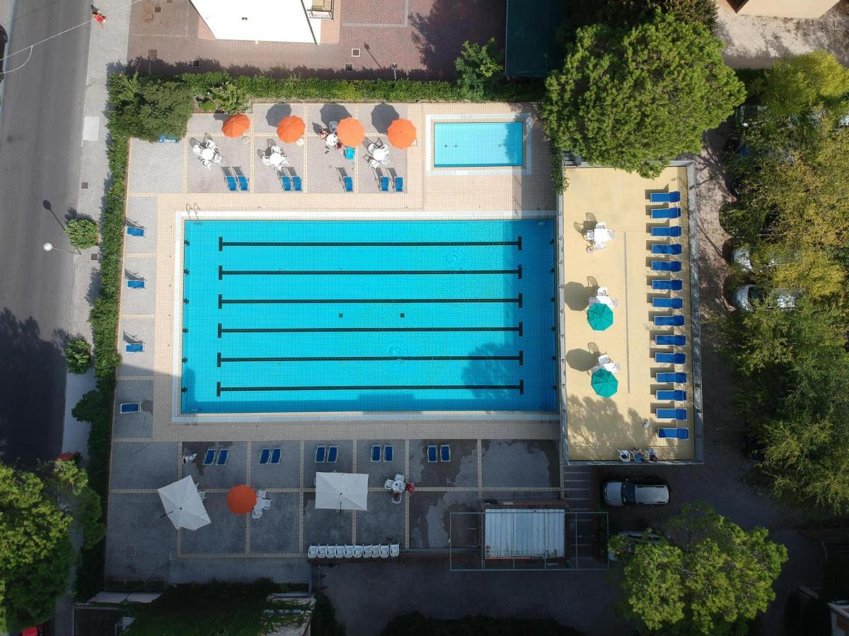 Condominio Res. Palace Bibione Luaran gambar